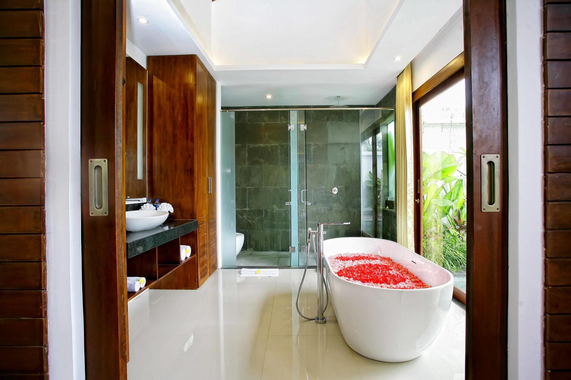 Anari Villas Kuta Legian Exterior foto